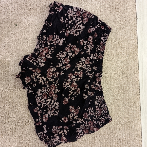 Floral cotton shorts (size m) - Picture 2 of 3